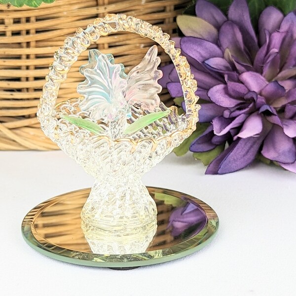 Clear Spun Glass Flower Basket Figurine | Decorative Glass Figurine Mirror Base | Gift for Mom, Daughter, Wife, Sister, Niece