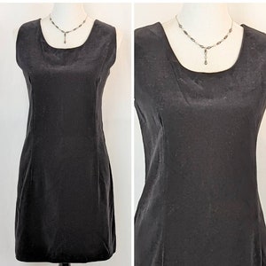 Vintage Women&#39;s Black Velvet Short Sheath Dress | 1970s Ladies Sleeveless Little Black Dress | Vtg Formal Funeral Cocktail Body Con Dress