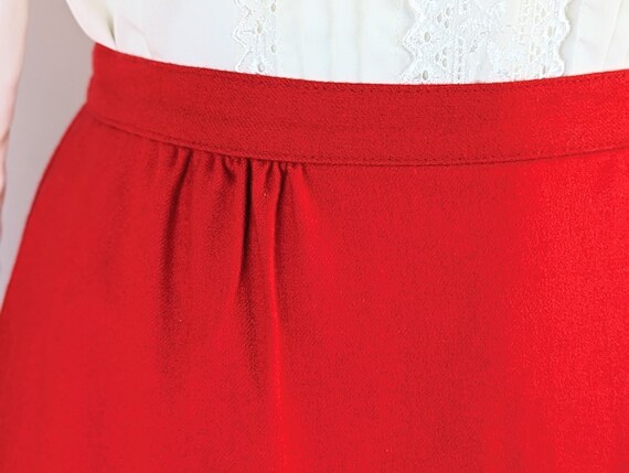 Women's Red Virgin Wool Skirt Size 10 | Vintage P… - image 3