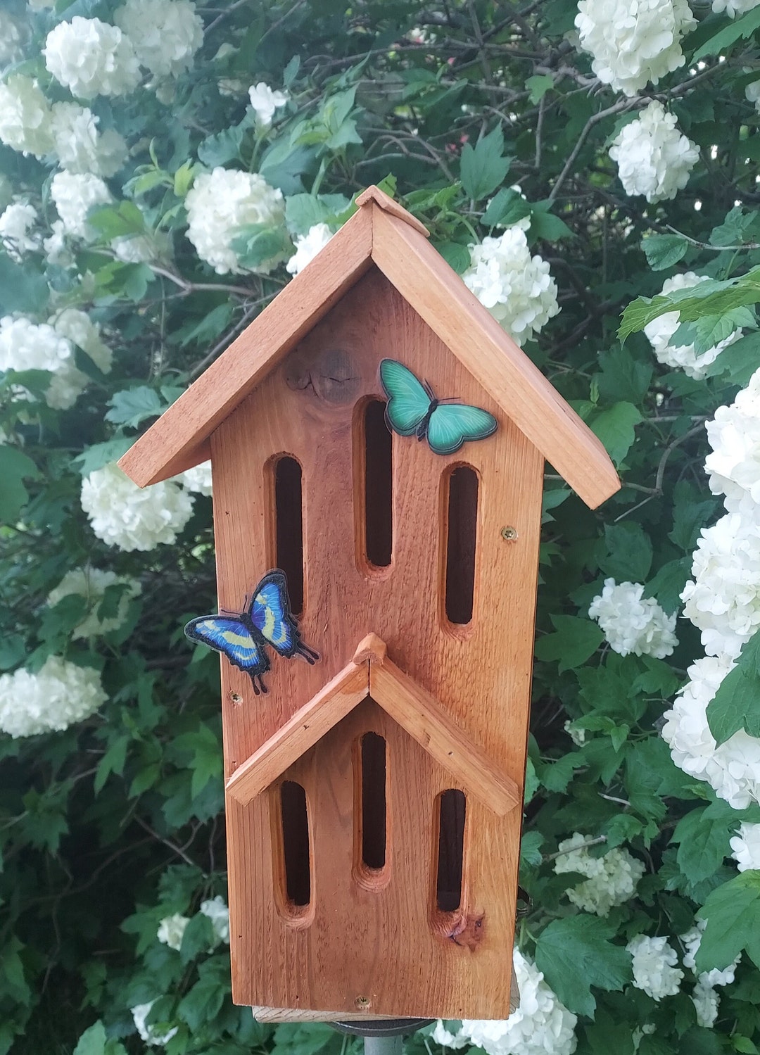 Rustic Cedar Butterfly Shelter-House w/ Stain-Sealer Finish