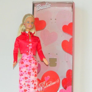 Vintage Avon Very Valentine Collectible Barbie Doll