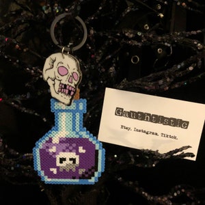 Pixel Poison Perler-sleutelhanger