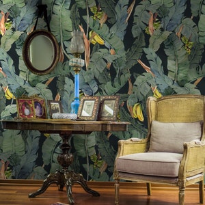 Banana Leaf Wallpaper | Tropical Leaf Wall Mural | Green Leaves Palm Tree Wallpaper | Peel and Stick