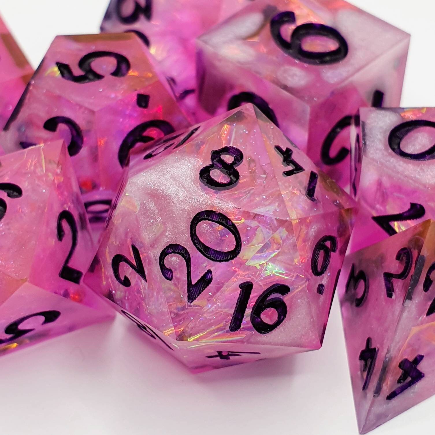 8 Piece Dice Set Magenta Mage 8 Piece Dice Set Magenta Mage