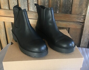 chelsea boots size 10