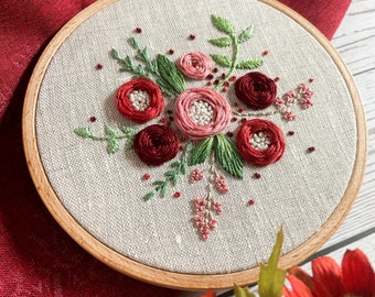 Flower ring embroidery picture floral Mother's Day mom gift wall decoration