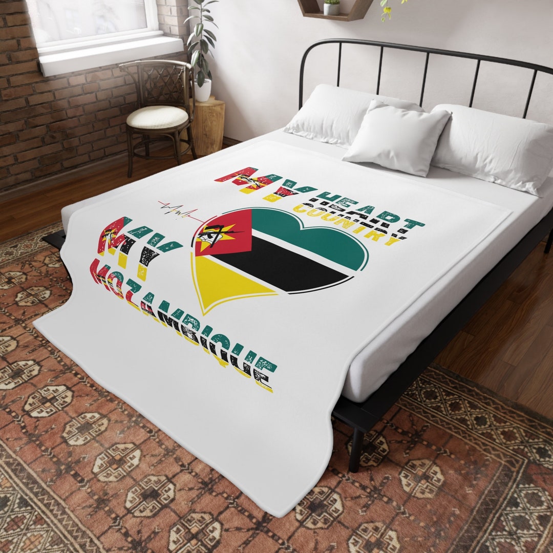 Mozambique Blanket Red Yellow Green Wave Design TS04 main image 0
