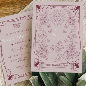 Baby Mädchen Tarot Babypartyeinladung Vorlage | Himmlische Babyparty, Halloween, rosa Babyparty, bearbeitbar & druckbar, Blumenbaby