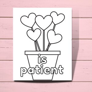 K&ouml;nnte beinhalten: Eine Schwarzwei&szlig;-Zeichnung eines Blumentopfs mit f&uuml;nf Herzen auf Stielen. Der Text "is patient" steht unter dem Topf.