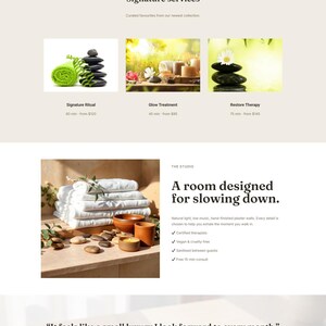 Op de afbeelding: Website homepage voor Sereno Day Spa, met een rustgevende uitstraling. De pagina bevat secties over diensten, schone ingredi&euml;nten, getrainde therapeuten en een studio die is ontworpen om te vertragen. De tekst luidt "A calmer kind of beautiful."