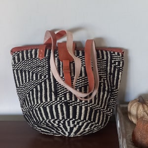 Kenyan Woven Shoulder Bag – Perfect Gift for Her, Sisal Boho Bag