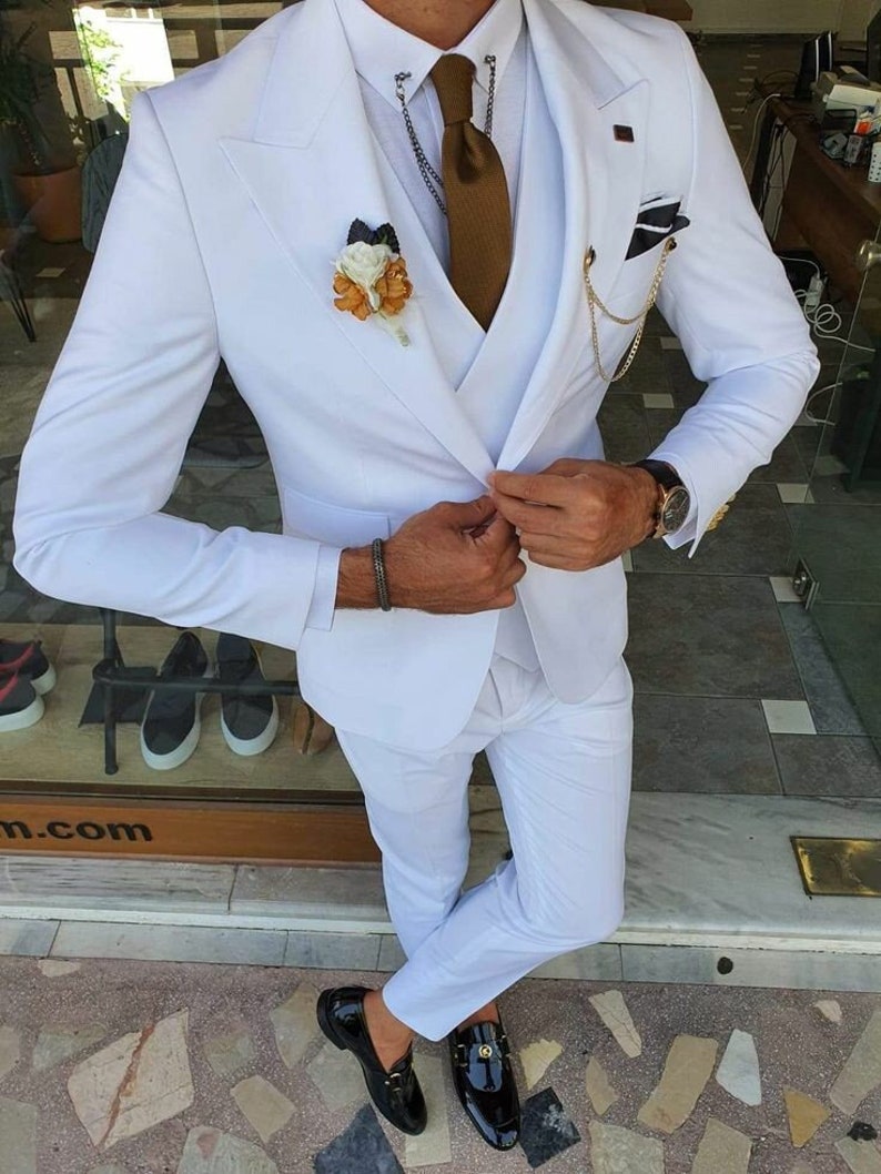 TRAJE DE NOVIO BLANCO Traje blanco de hombre Traje de novia blanco Vestido de novia de hombres Traje de boda de hombre Traje de ajuste delgado Ropa de hombre Traje para hombres imagen 1