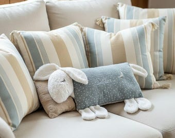 Kuschelschaf Kissen aus Musselin, personalisierte Kissen, Geschenk zur Geburt, Geburtstagsgeschenk, Namenskissen, Kuschelkissen Taufgeschenk