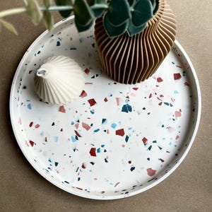 Large Round Jesmonite Tray: Terrazzo Home Decor