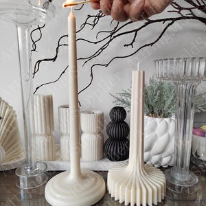 Esthetische geribbelde taps toelopende pijler kaarsvorm, hoge gestreepte sojawas mallen, sculptuurkolom acryl plastic mal