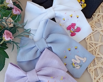 Personalized Embroidered Initial Linen Hair Bow: Custom Name Text Bow for Girls, Handmade Hairpin Bow for Girl