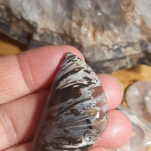 stick agate cabochon