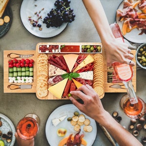 Personalised Wedding Cheese Board Set and Accessories, Engraved Charcuterie Board, Housewarming Gift, Birthday Gift, Bamboo Charcuterieboard