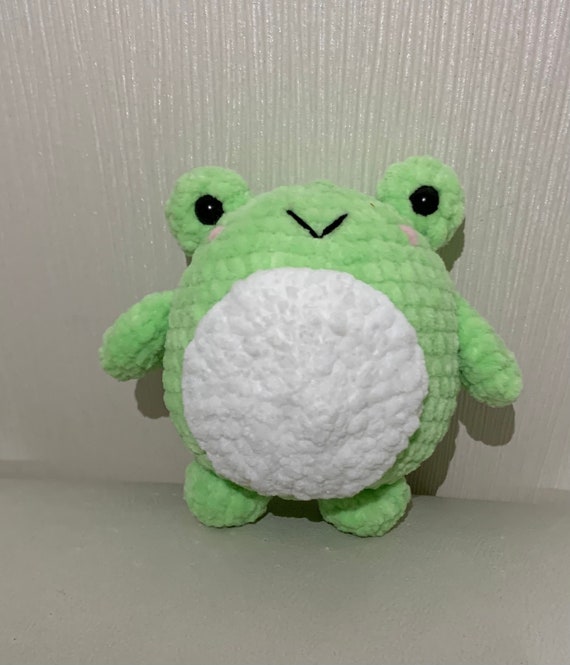 Crochet Frog Plushie, Knitted Chunky Frog, Crochet Toys, Knit Animals, Amigurumi  Toys, Stuffed Animals 