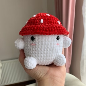 Mushroom plush with butt, amigurumi mushroom toy, knitted stuff, amigurumi toys, kawaii toy