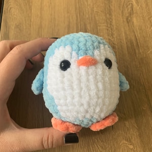 penguin plush toy, chubby Penguin crochet plushie, amigurumi penguin, cute penguen, crochet animals, stuffies
