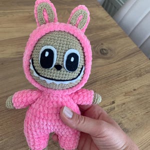 crochet labubu plush, handmade labubu doll, viral labubu toy, amigurumi labubu