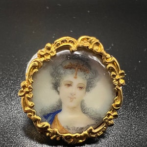 Antique Victorian 14k Gold Miniature Portrait Brooch