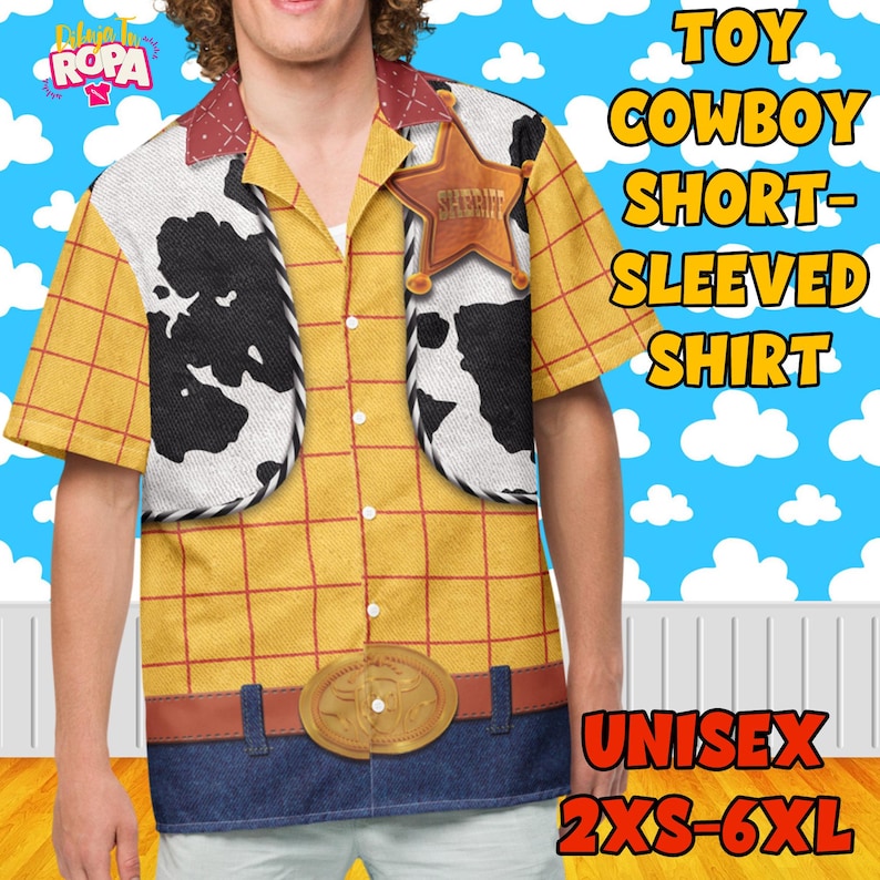 May include: Yellow short-sleeved shirt with a red and brown collar, featuring a cowhide vest design and a sheriff's badge. The shirt has a brown belt with a gold buckle and the text "TOY COWBOY SHORT-SLEEVED SHIRT" and "UNISEX 2XS-6XL".