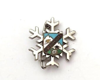 Vintage France Snowflake Souvenir Pin, Vintage Jewelry