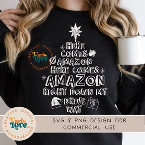 Retro Natal SVG PNG, aí vem Amazon Engraçado sublimação Árvore de Natal Cricut Cut File Design divertido de camiseta de férias para sublimação svg