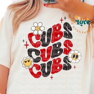 Retro Cubs SVG PNG, Distressed Game Day Shirt DTF Retro futebol preto e vermelho Sublimação Groovy Football Fan, Grunge Chicago DtG dtf, time