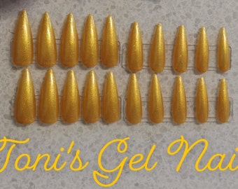 Gold nails - Glitter - Long Stiletto nails - false nails - press on nails - Christmas nails - Custom Made - gel polish