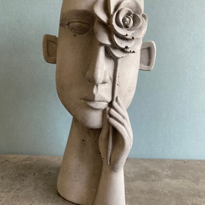 Head planter pot / Concrete vase / Nordic style vase / outdoor Concrete planters / vase / natural stone indoor plant pots UK/ handmade/ gift