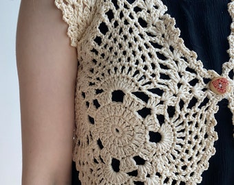 Natural One Size Lim's Vintage Intricate Delicate Hand Crochet Asymmetry Vest