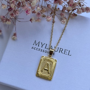 Buchstaben Initialienkette |Halskette Frauen |Edelstahl Quadratisch Geschenk für Sie |valentinstag