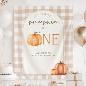 Unser kleiner Kürbis ist ein Banner Geburtstag personalisierte Willkommensschild Geschlecht neutral 1st Geburtstag Herbst-Party-Dekor-Foto-Hintergrund Gingham
