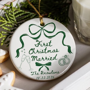First Christmas Married Ornament 1st Christmas Married Bauble Newlywed Christmas Decoration Custom Ornament for Wedding Couples Ornament