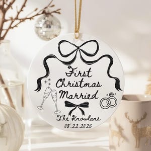 First Christmas Married Ornament 1st Christmas Married Bauble Newlywed Christmas Decoration Custom Ornament for Wedding Couples Ornament