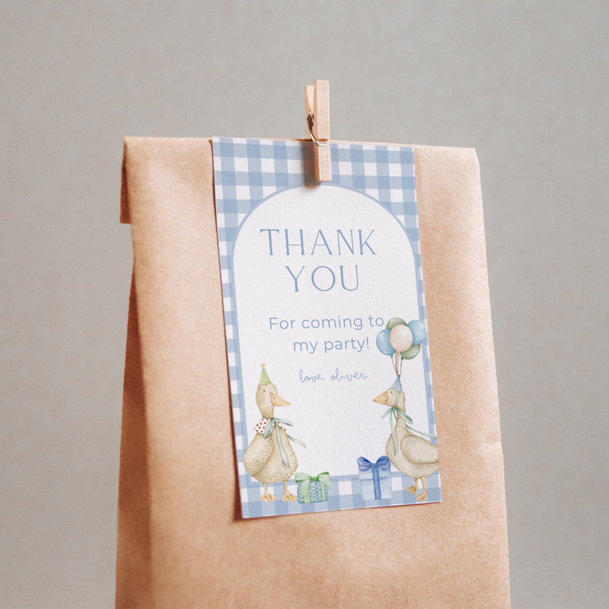 1 つの愚かなガチョウの誕生日の記念品の感謝タグ テンプレートのダウンロード ガチョウのテーマの最初の誕生日パーティーの印刷可能な記念品のギフト タグ 1  歳の誕生日 - Etsy 日本 1つの愚かなガチョウの誕生日装飾ガール1つの愚かなガチョウバナーバルーン吊り下げ渦巻きピンクホイルフリンジカーテングース1歳の誕生日