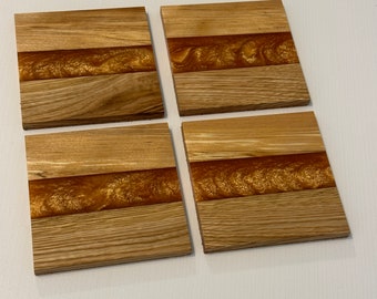 Set of 4 Oak and Gold Epoxy Drink Coasters