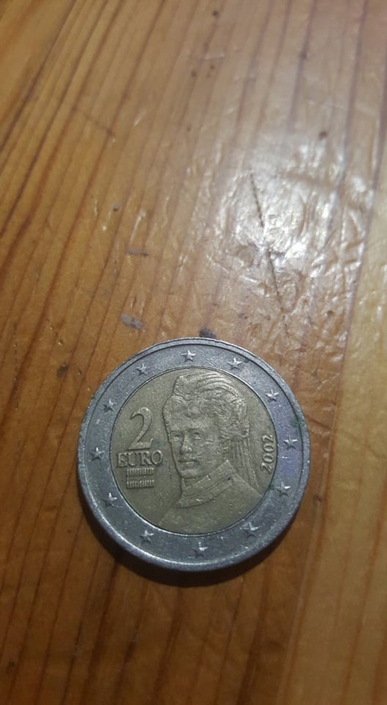 Austria coin 2 euros rare in good condition Austria coin 2 euros rare in good condition