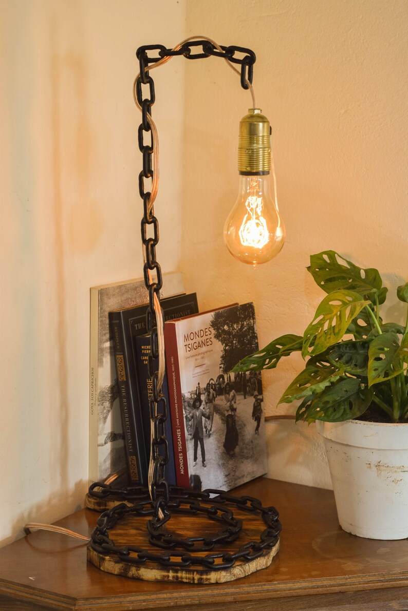 Hand shops Welded Table Lamp Steampunk Black Chain Vintage Style XENOX