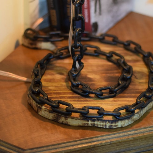 Hand shops Welded Table Lamp Steampunk Black Chain Vintage Style XENOX