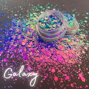 Glitter, chameleon glitter, colour shifting glitter, nail art, resin supplies, chunky glitter, colour changing, slime uk, purple glitter