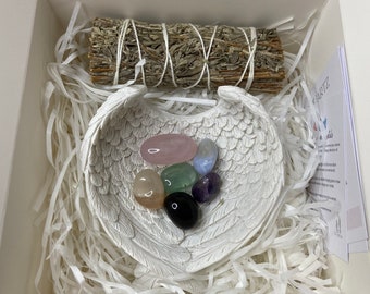 Crystal Starter Set - Crystals for beginners Healing Crystal Set. Crystals for Energy with angel wings dish and information leaflet Gemstone