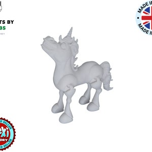 Unicornio flexible impreso en 3D