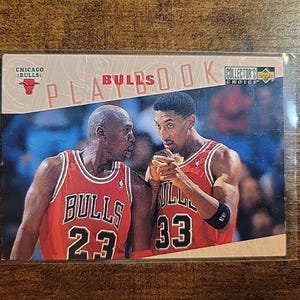 Michael Jordan 1995-1996 Upper Deck #370 - Manual de jogo do Chicago Bulls-NBA - Pippen