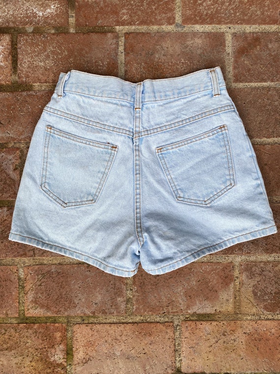 Vintage high waisted 80s/90s denim shorts, Essent… - image 2