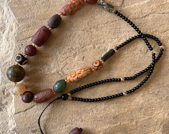 Details about   Tibetan agate nine eye beads chalcedony beads necklace sweater chain jewelry 