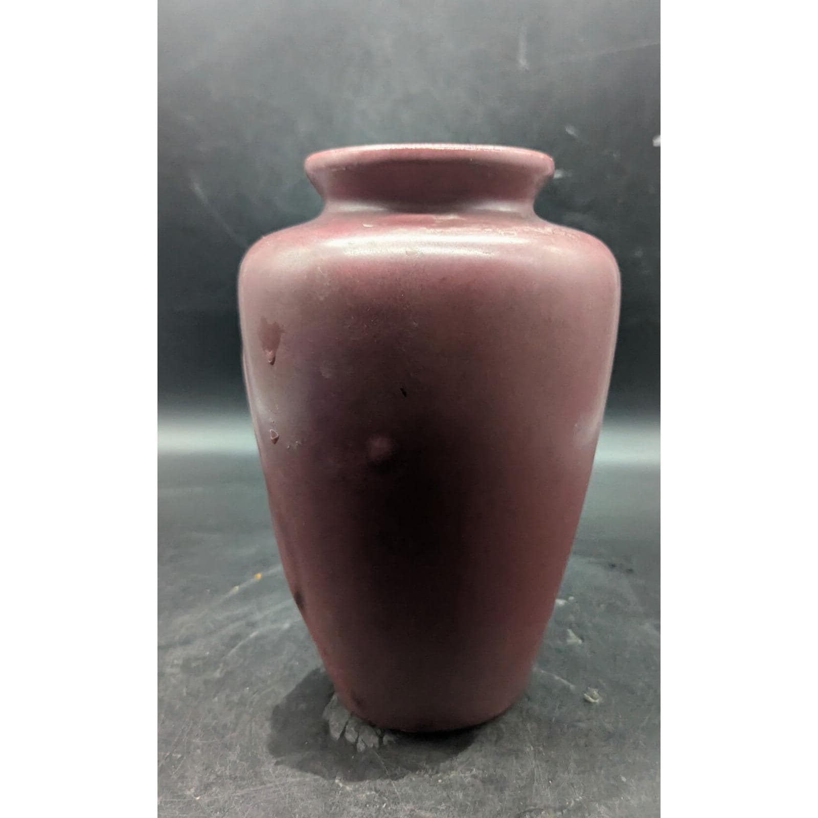 Antique Zanesville Pottery Tobacco Leaf Vase #102 Red Burgundy